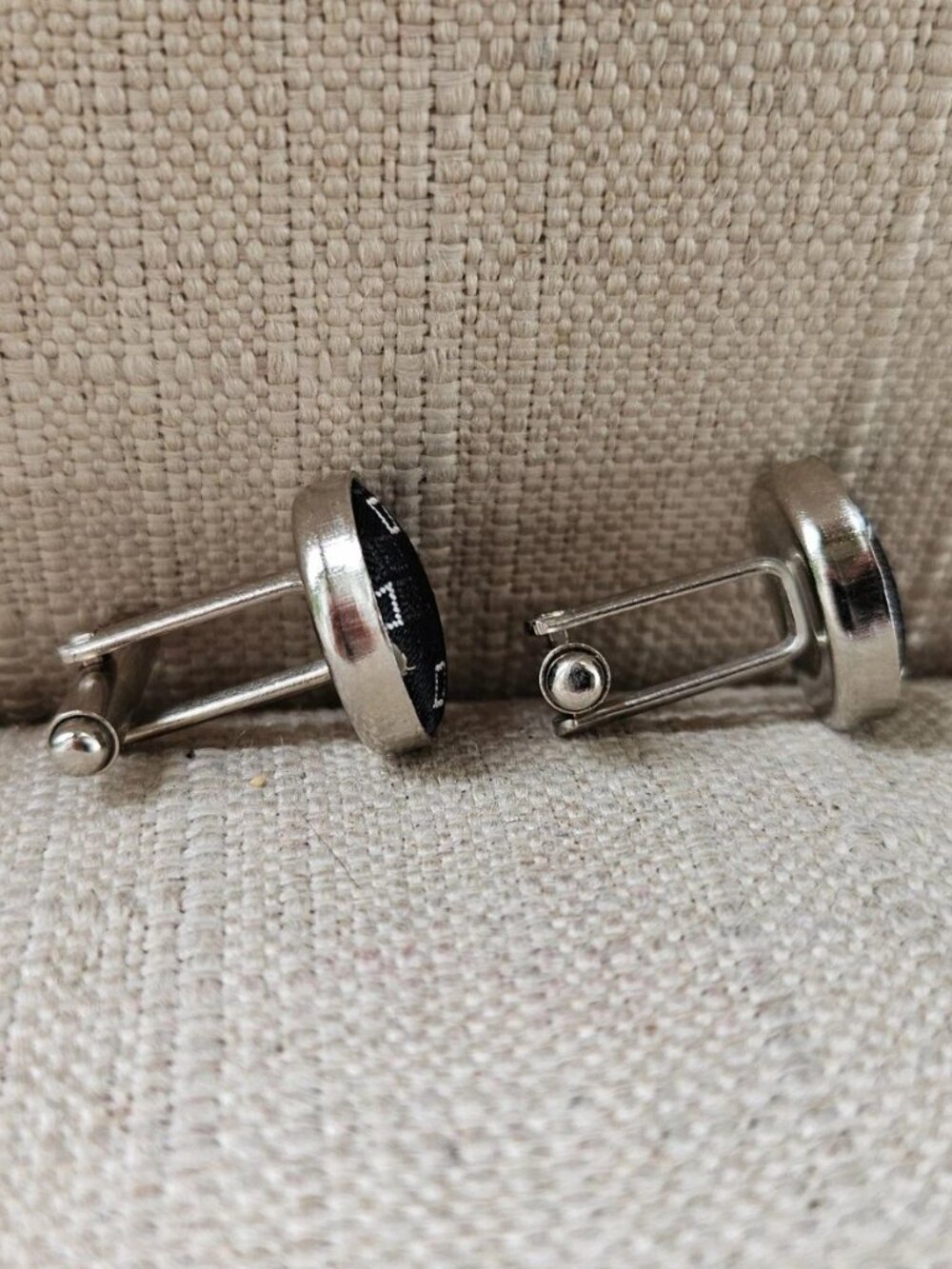 Black Cufflinks with White Diamond Pattern Men Fashion Jewelry Cuff Links New - Picture 5 of 7
